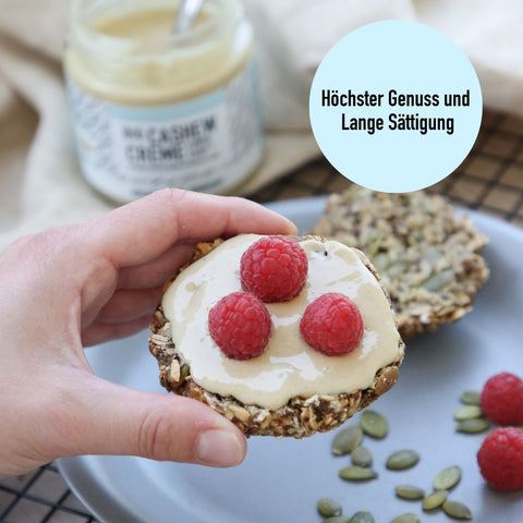 Bio Kernige Lower-Carb* Backmischung – glutenfrei, vegan, eiweiss- und ballaststoffreich